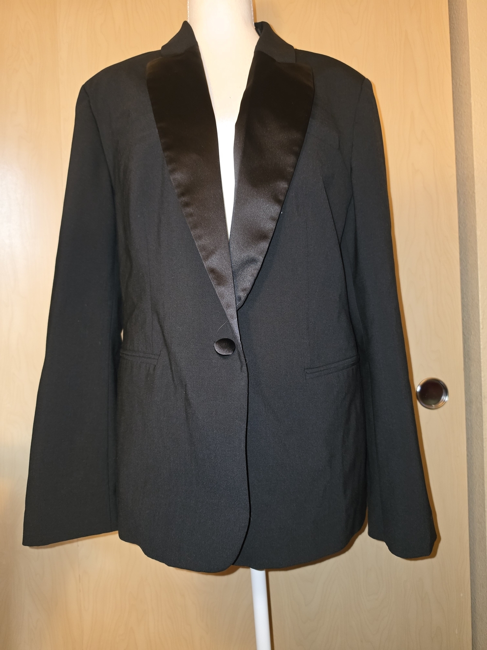 Zara Black Tuxedo Blazer Satin Lapels Stretch Viscose Blend Size XL